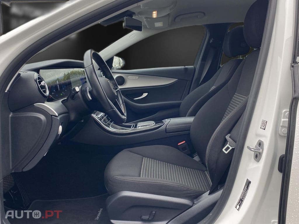 Mercedes-Benz E 300 de Avantgarde