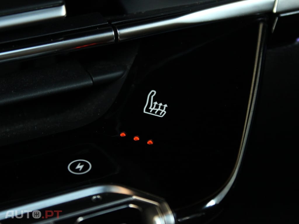 Peugeot E-2008 GT Pack