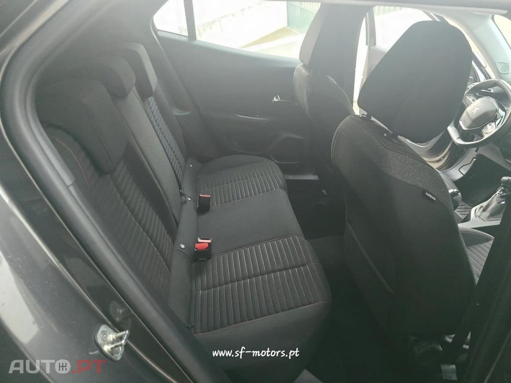 Peugeot 2008 PureTech 100 Stop&Start Active