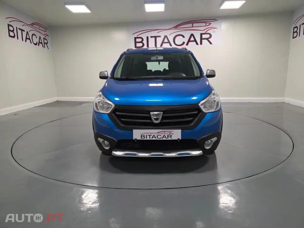 Dacia Lodgy 1.5 dCi Stepway 7L