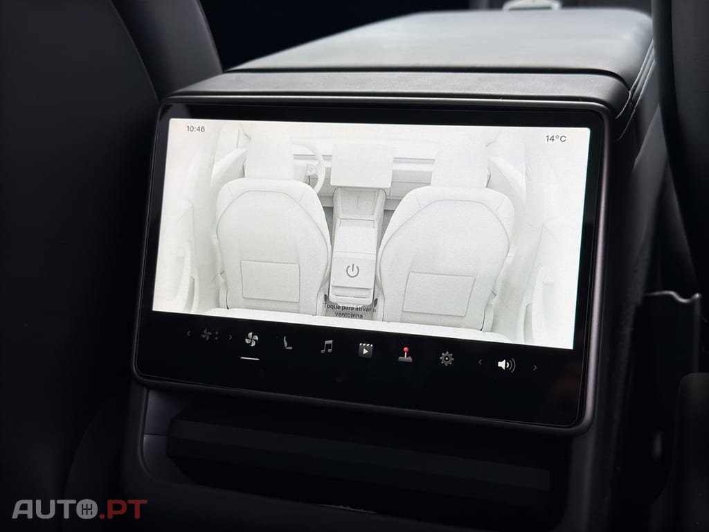 Tesla Model 3 Tração Traseira