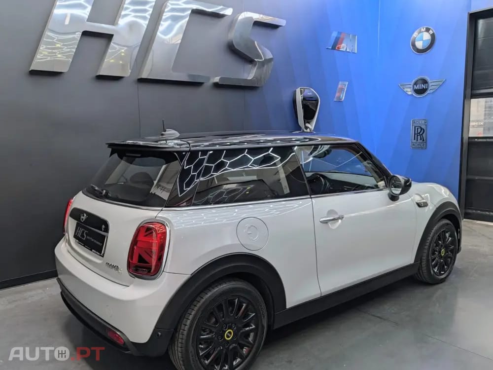 MINI Cooper Cooper SE