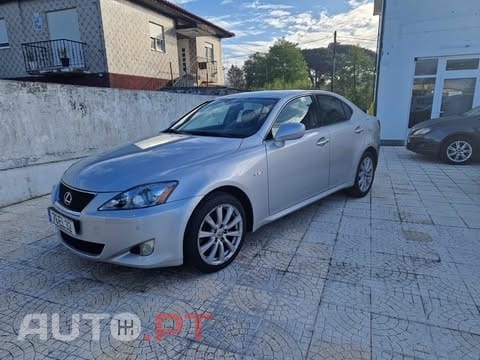 Lexus IS 220 d Base 11