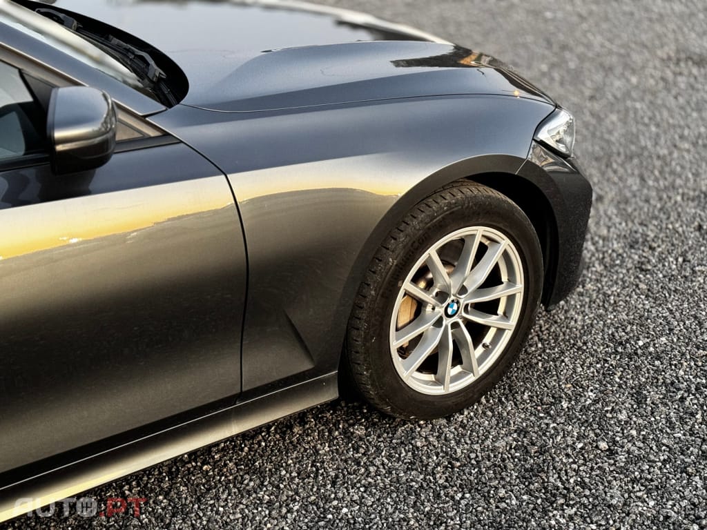 BMW 330 e Touring Corporate Edition Auto