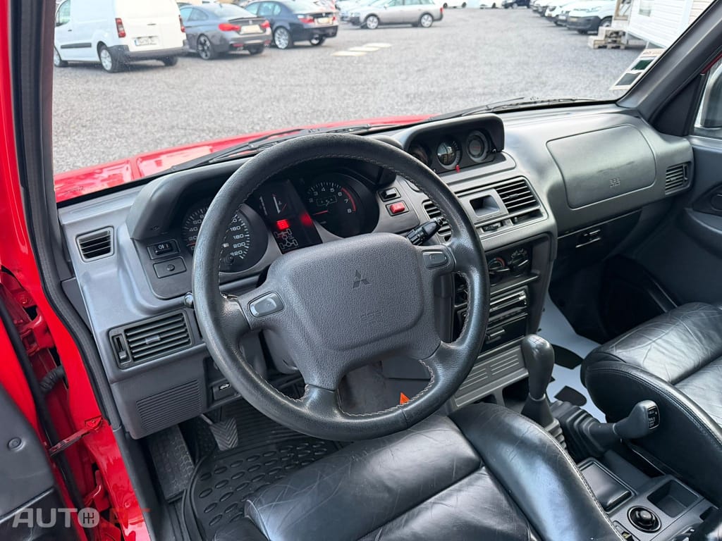 Mitsubishi Pajero 3.5 V6