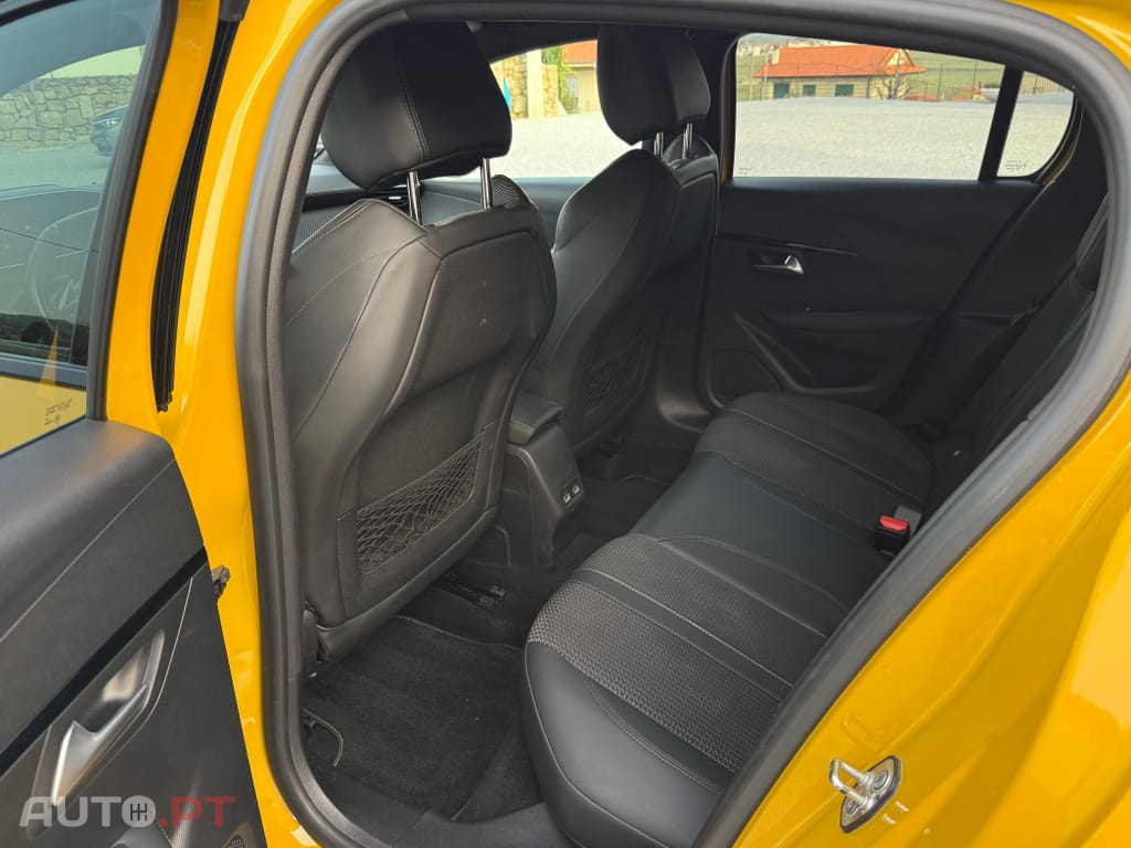 Peugeot 208 1.2 PureTech GT