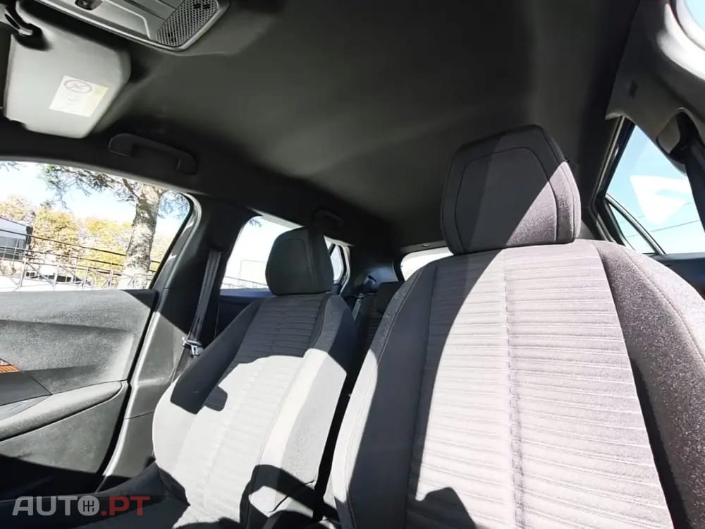 Peugeot 2008 1.2 PureTech Active Pack