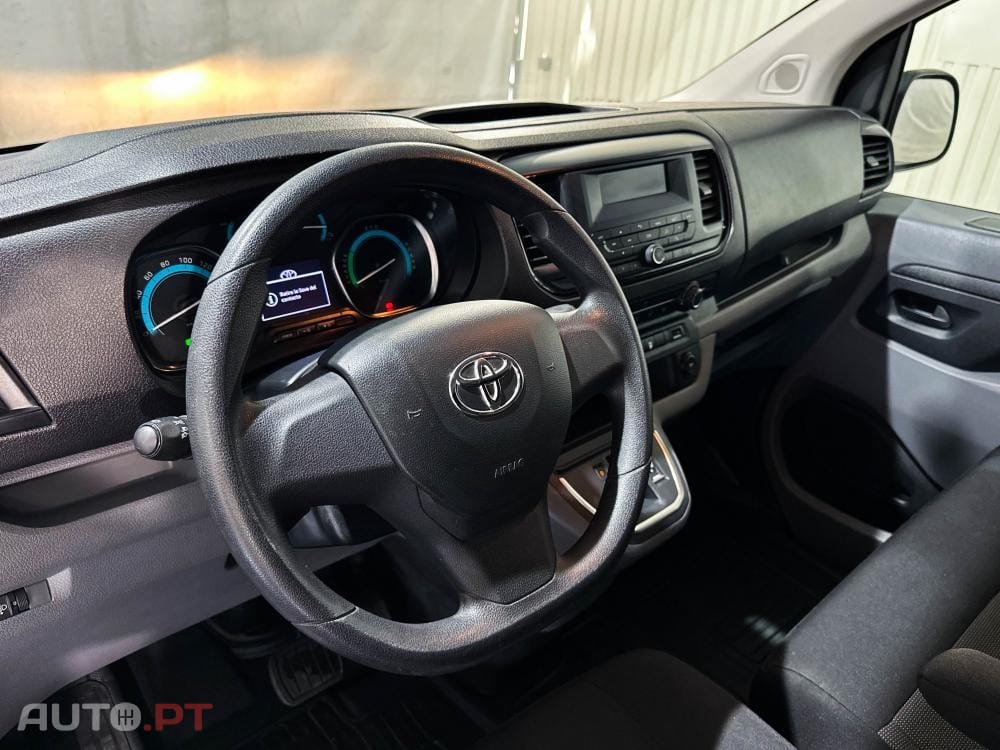 Toyota Proace Electric 50kWh 136cv Business Line