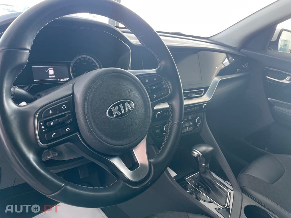 Kia Niro 1.6 GDi HEV Drive