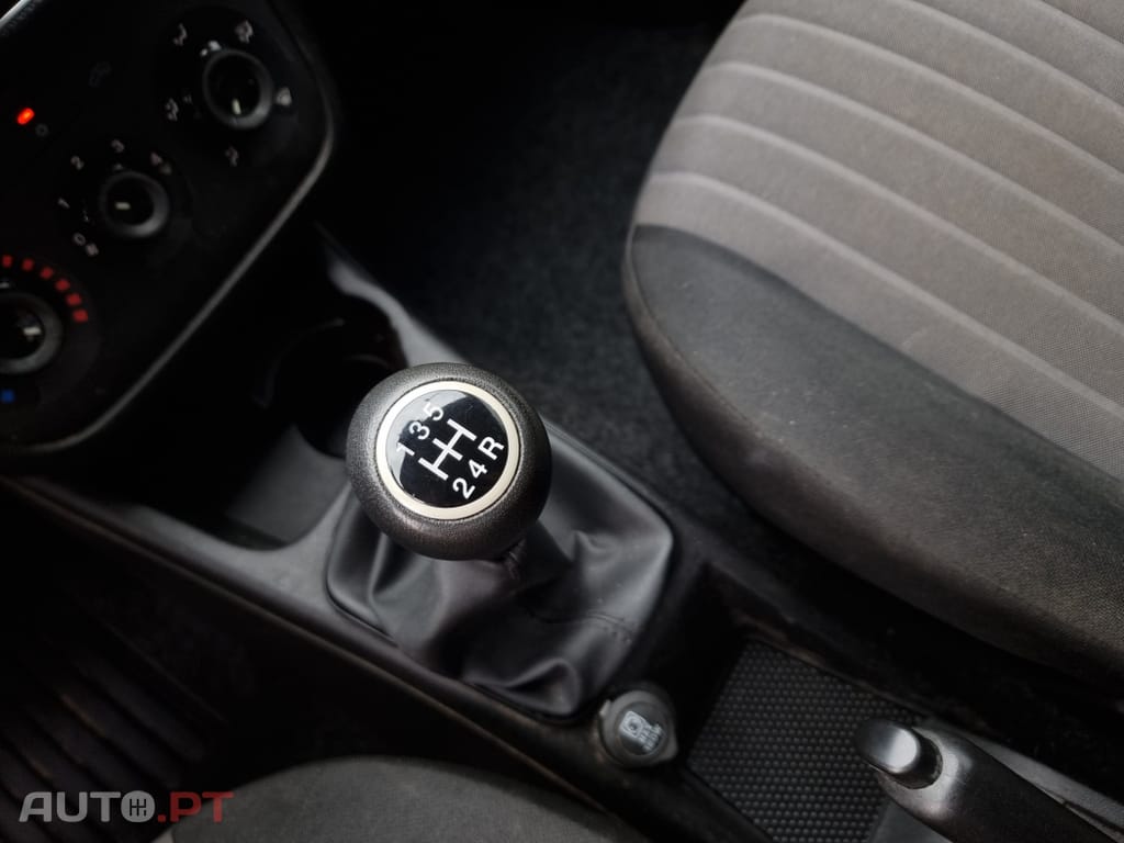 Fiat Punto 1.3 M-Jet Easy S&S