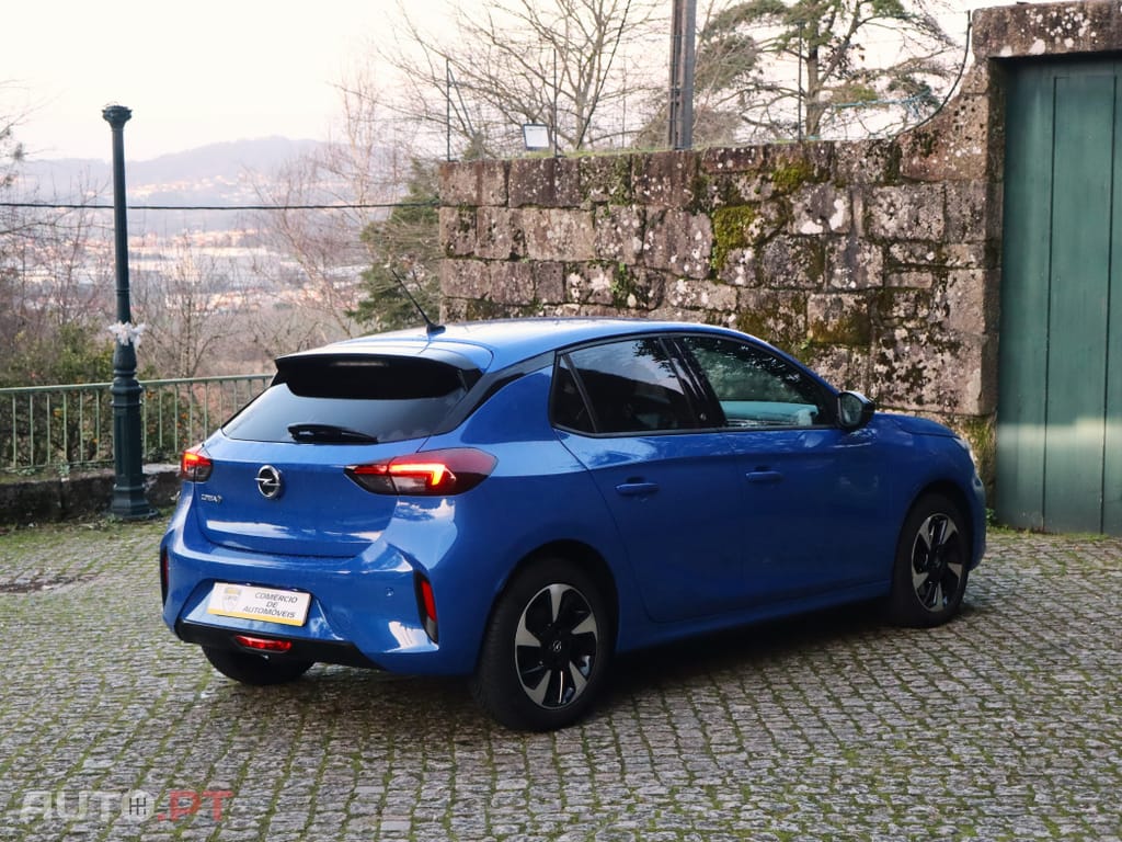 Opel Corsa-E e-GS Line