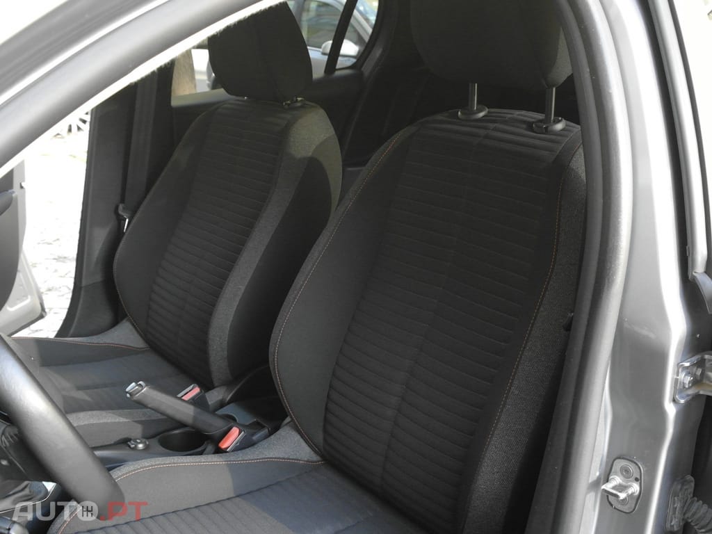 Peugeot 208 1.5 BlueHDi Active