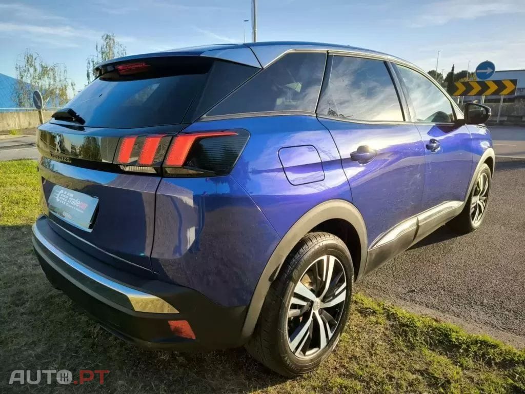 Peugeot 3008 1.2 PureTech Allure EAT8