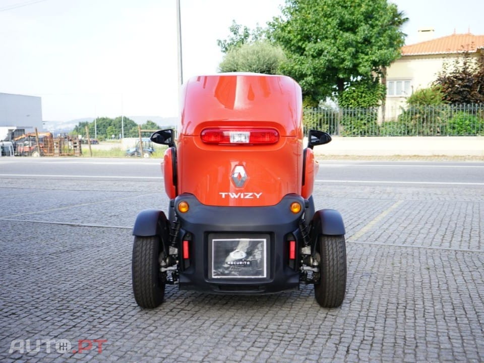 Renault Twizy 80
