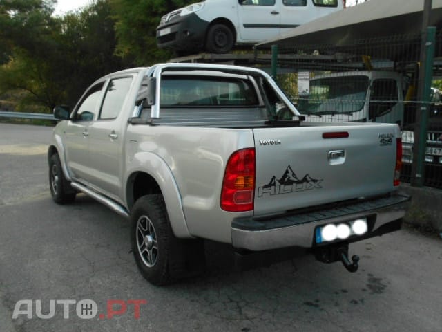 Toyota Hilux Traker 3.0D-4D OFF ROAD