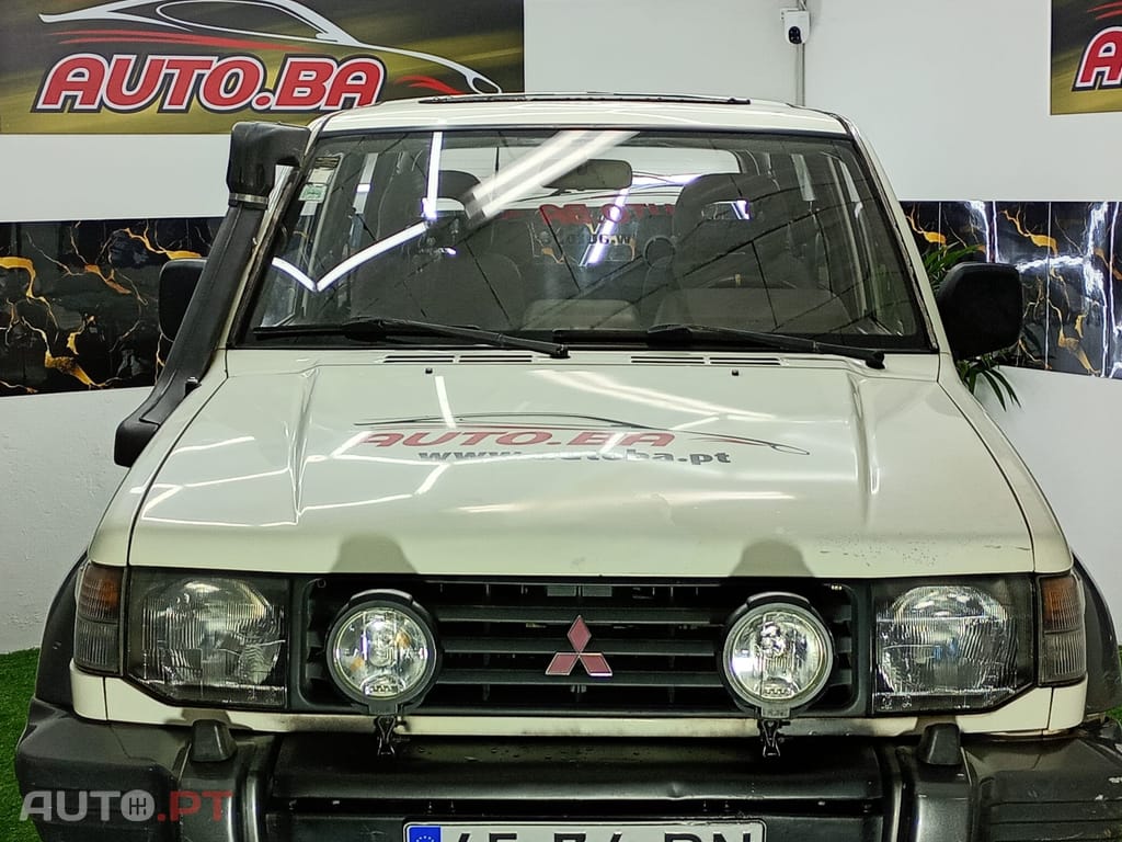 Mitsubishi Pajero 2.5 TDi GLS