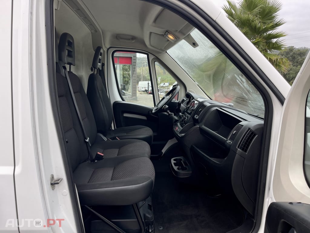Peugeot Boxer 2.2 BLUE HDI