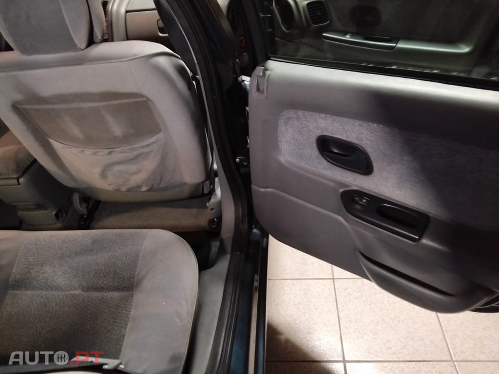 Renault Laguna 1.9 DCI