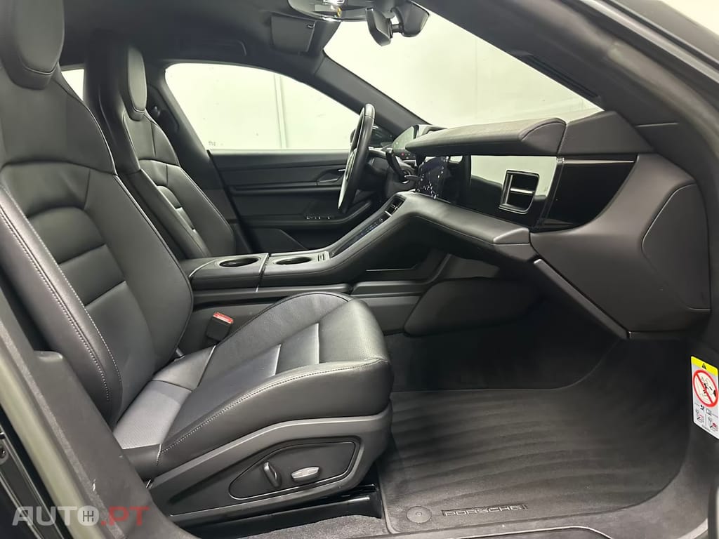 Porsche Taycan Sport