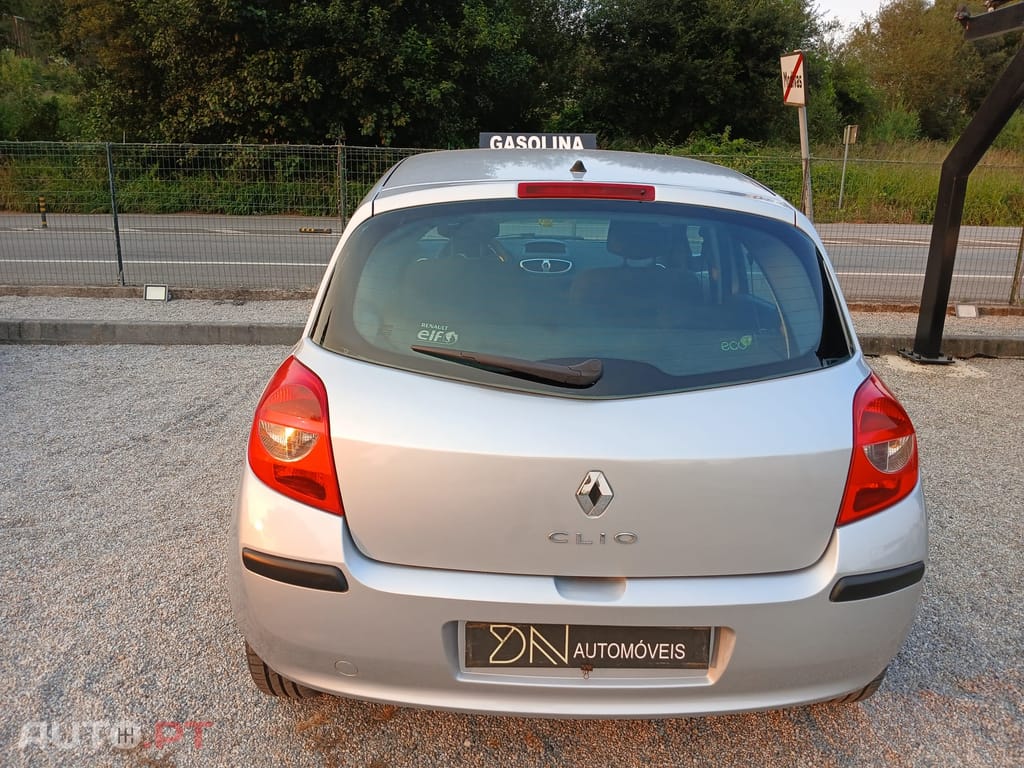 Renault Clio 1.2 16V Confort