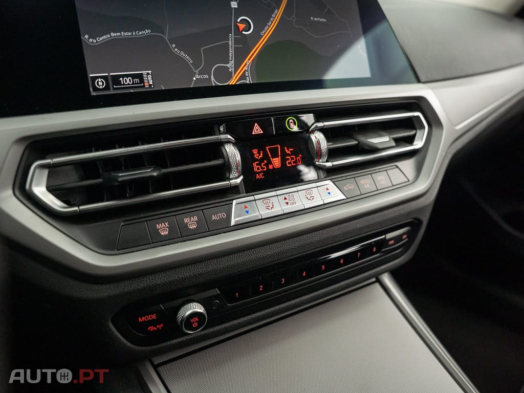 BMW 320 d Auto