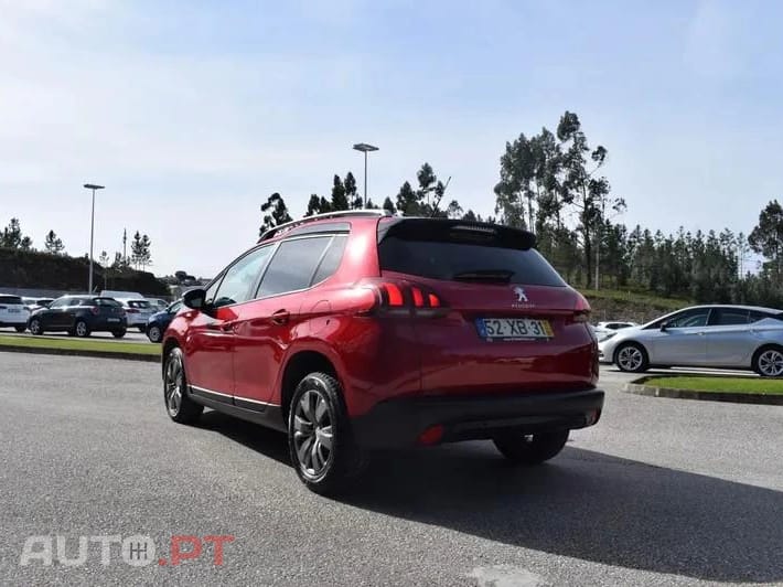 Peugeot 2008 1.5 BlueHDi Style