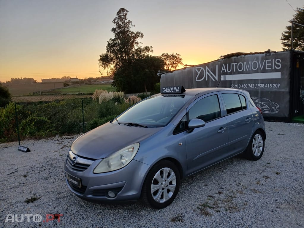 Opel Corsa 1.2 Enjoy