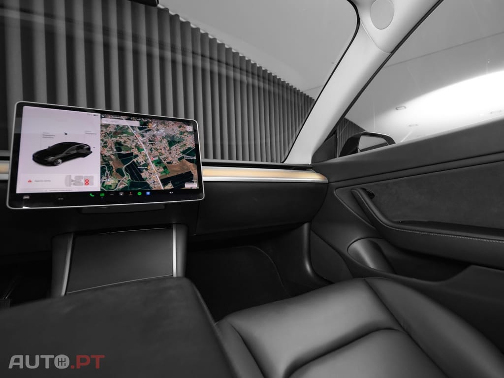Tesla Model 3 Long Range AWD Dual Motor