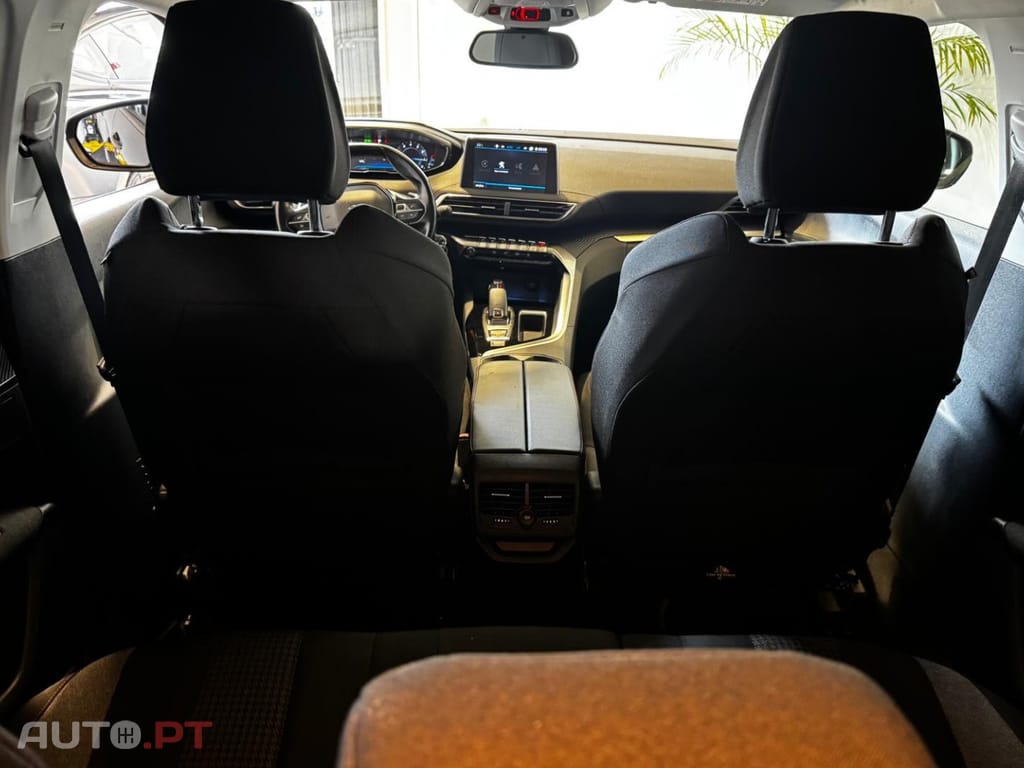 Peugeot 3008 PureTech 130 Stop & Start GPF EAT8 Active Pack