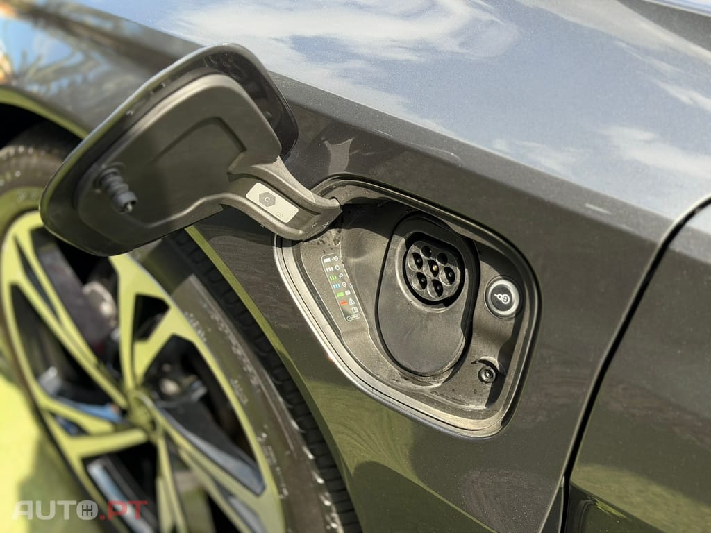 Audi E-Tron GT quattro
