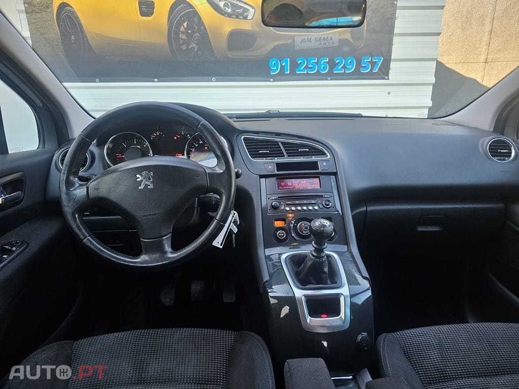 Peugeot 5008 1.6 HDi Premium