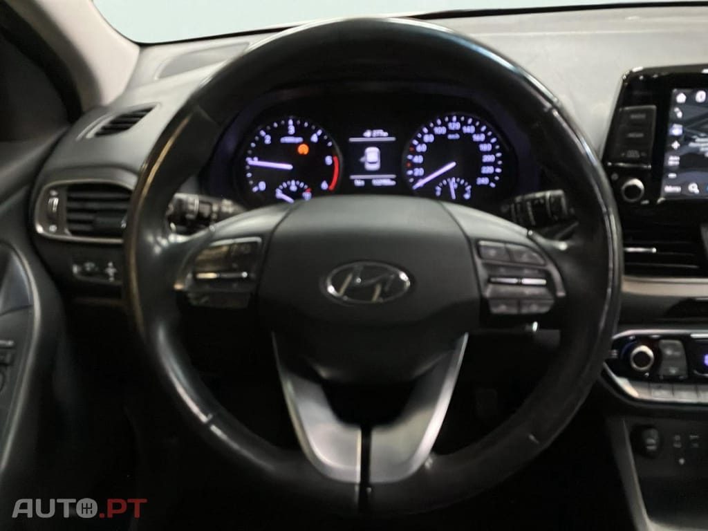 Hyundai i30 CW 1.6 CRDI 110 COMFORT PLUS