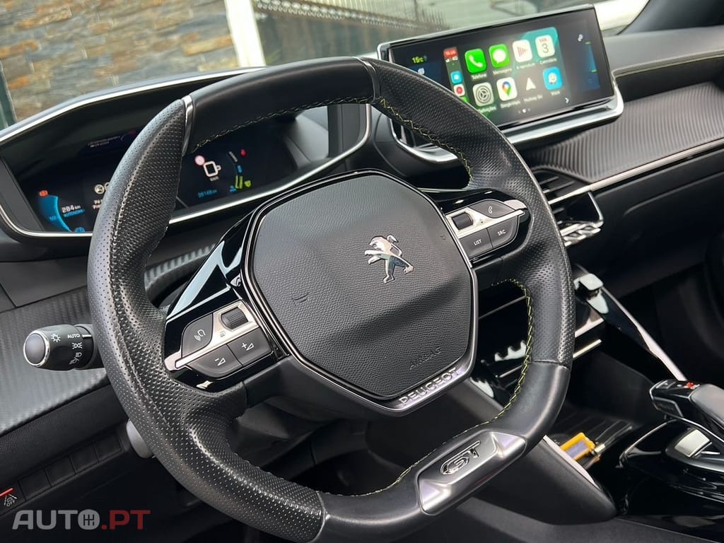 Peugeot E-2008 50 kWh GT Line - 310kms Aut