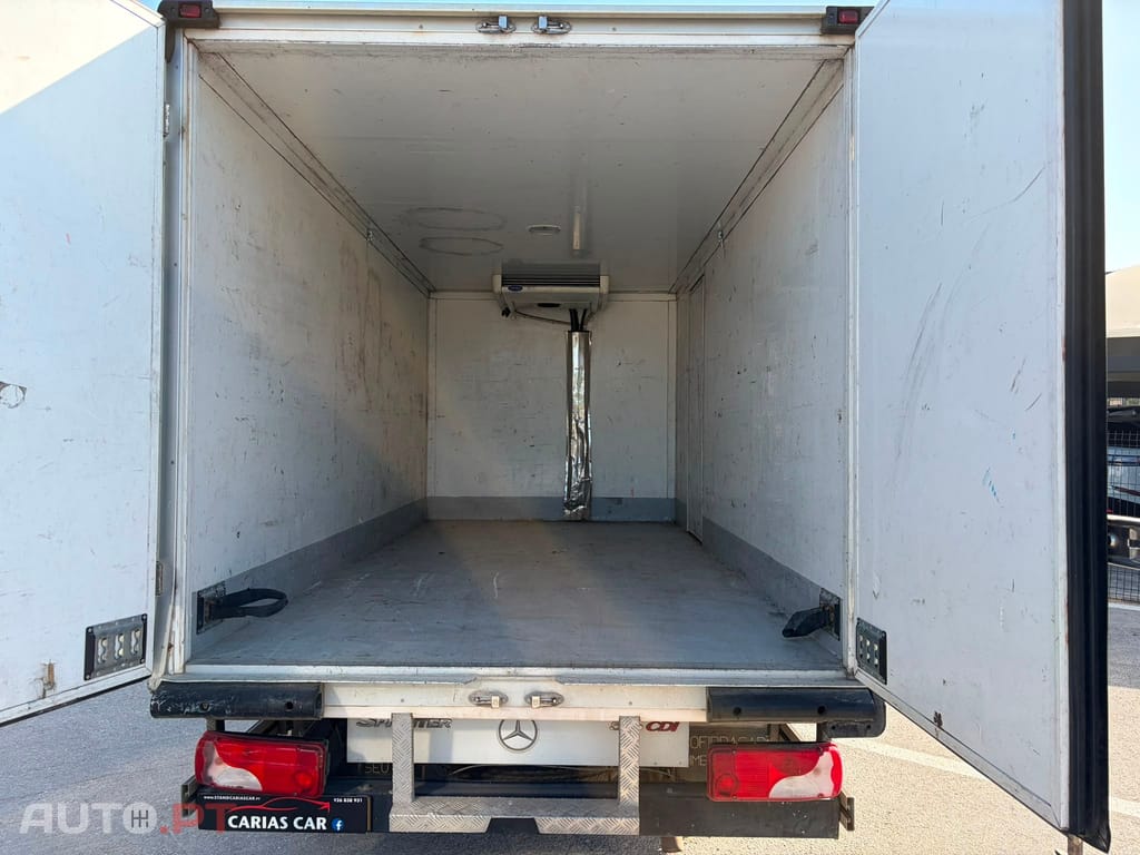 Mercedes-Benz Sprinter 516 CDI/37