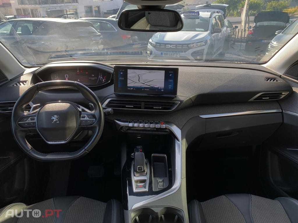 Peugeot 3008 1.5 BlueHDi Allure EAT8