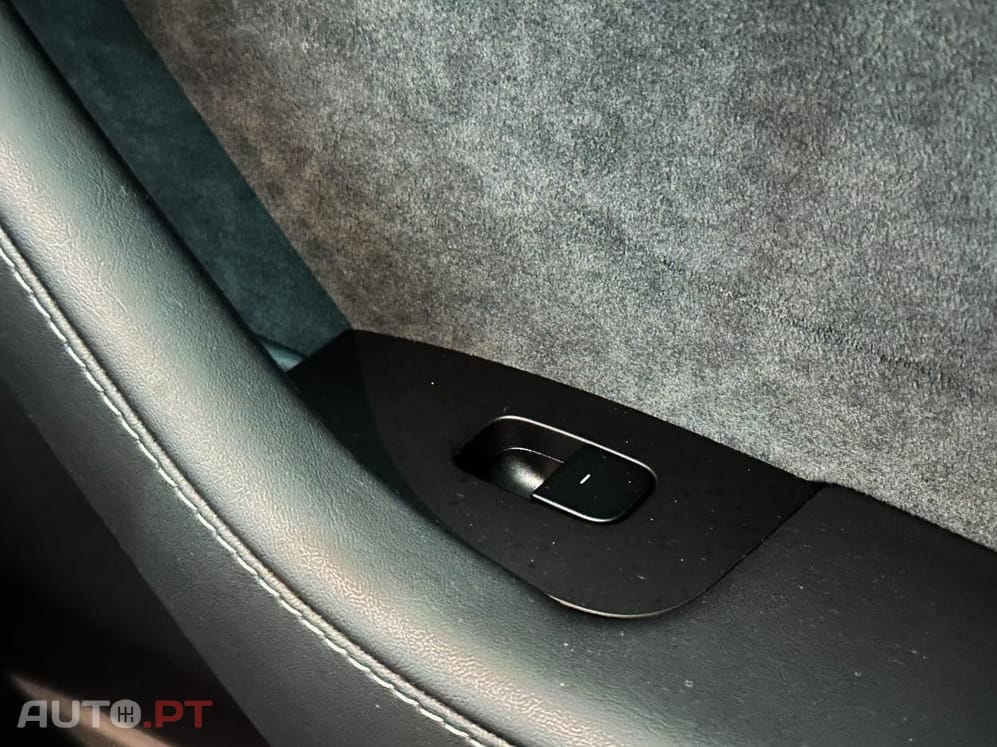 Tesla Model 3 Long Range AWD Dual Motor