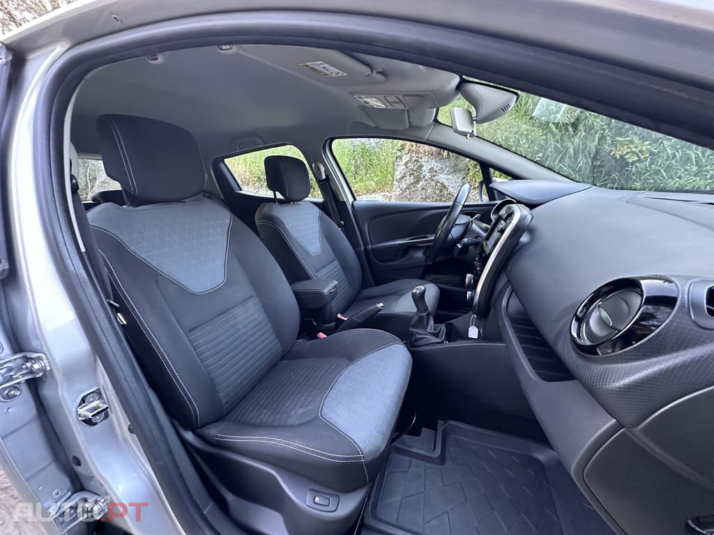 Renault Clio (Energy) TCe 75 Start & Stop LIMITED