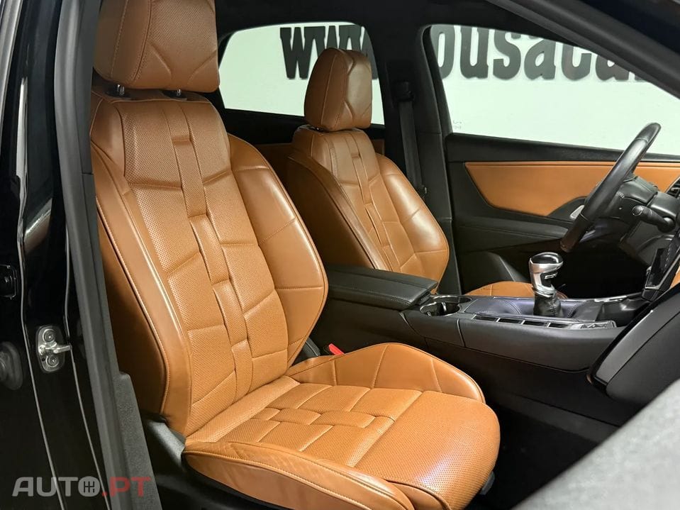 DS DS7 Crossback 1.2 Puretech So Chic 