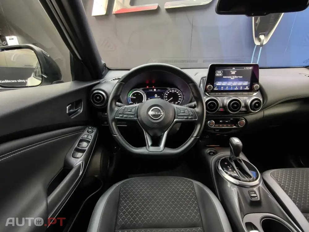 Nissan Juke 1.6 Hybrid N-Design Black