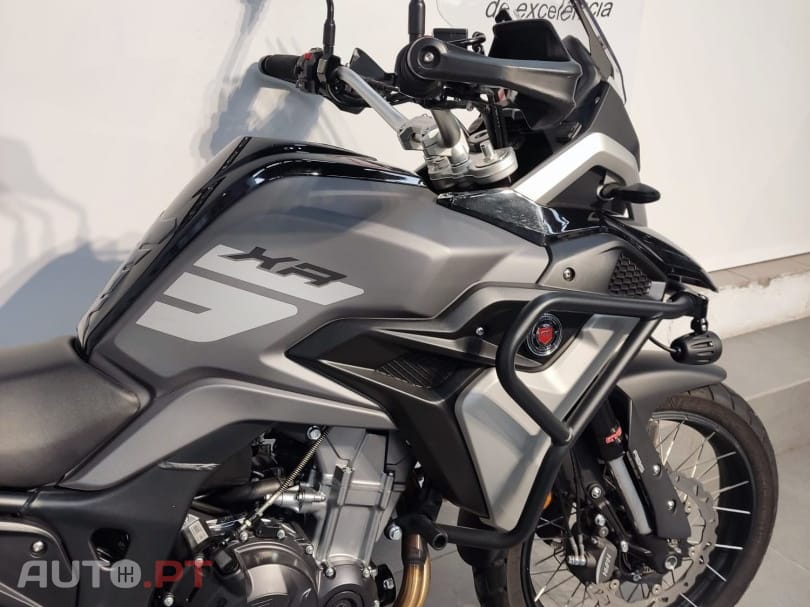 Macbor Montana XR5 500 XR5
