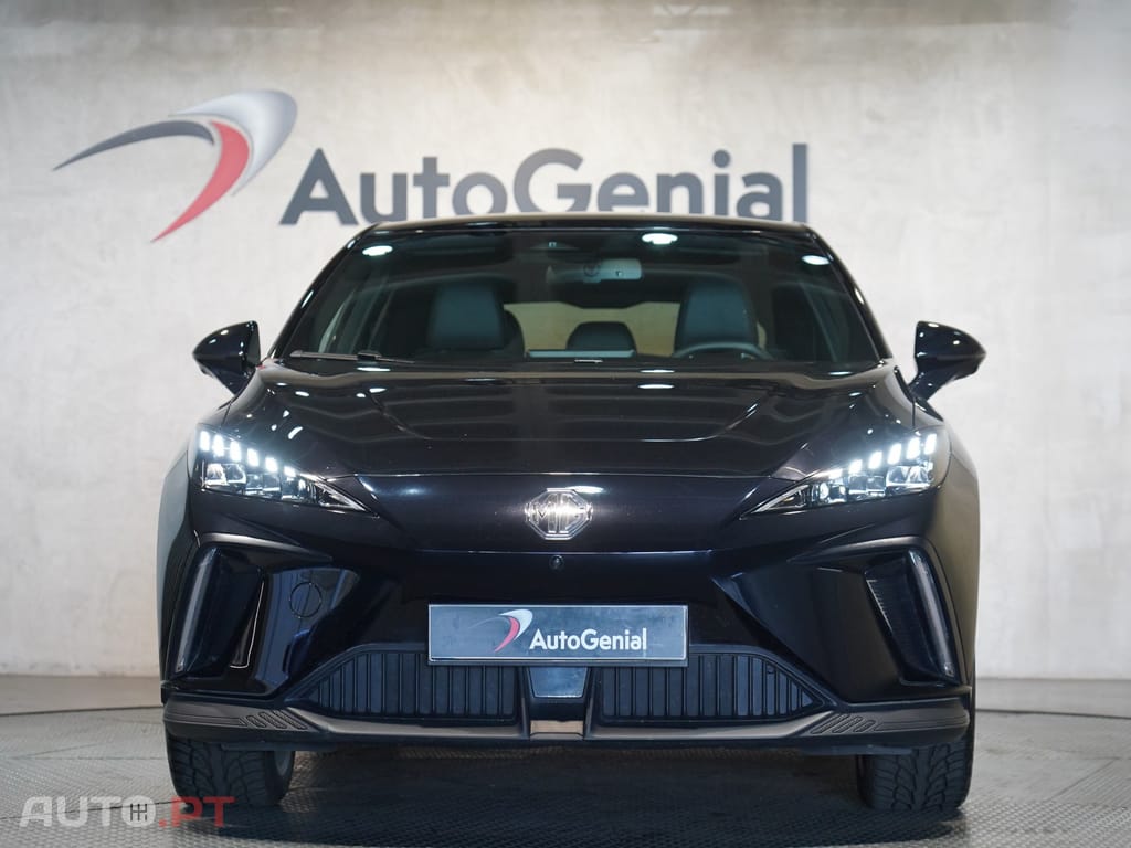 MG MG4 64 kWh Luxury