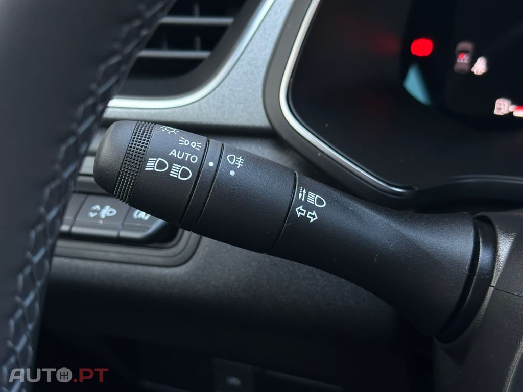 Renault Captur 1.0 TCe Techno Bi-Fuel