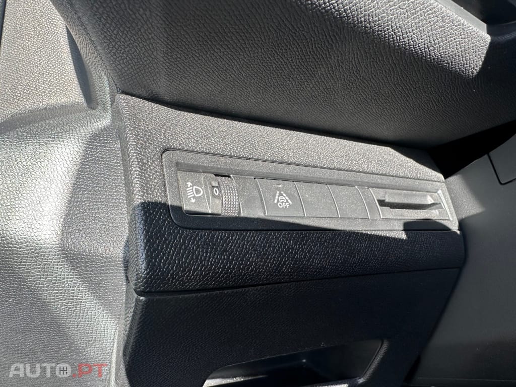 Peugeot 3008 1.5 BlueHDi Active Pack