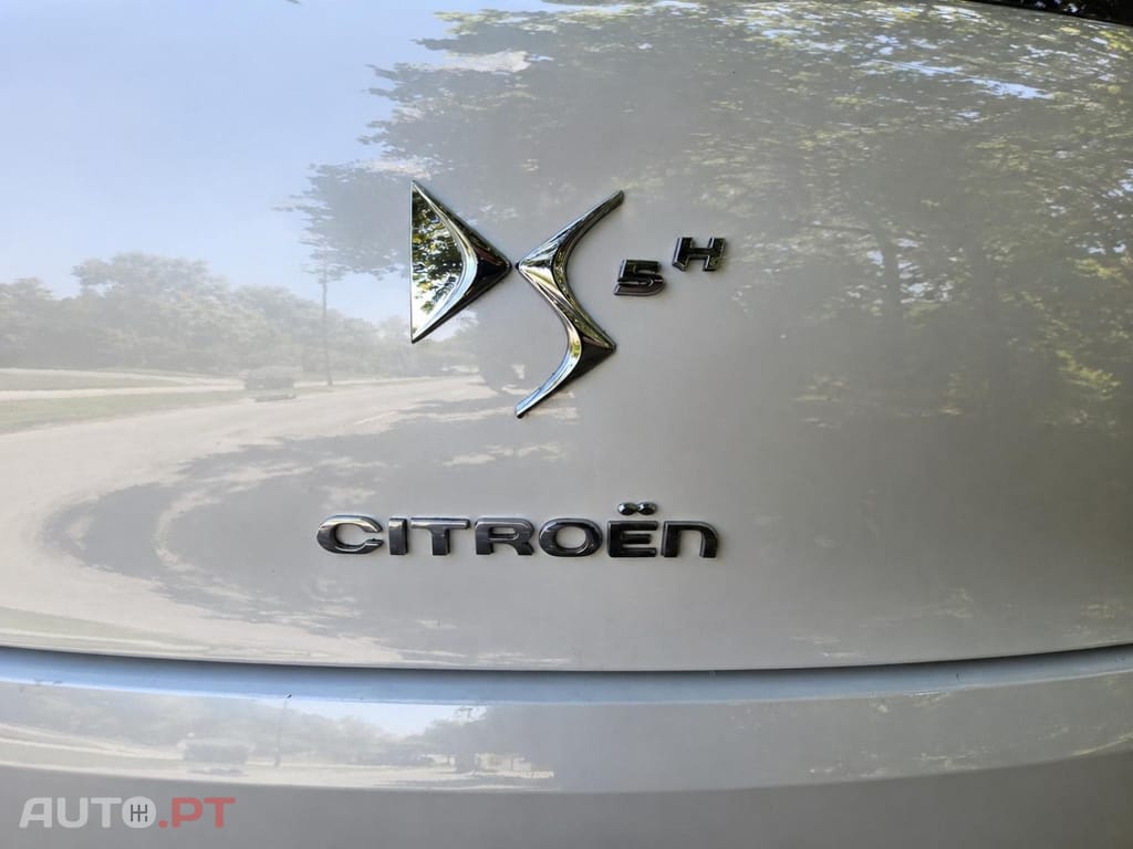 DS DS5 2.0 Hybrid4 Sport Chic
