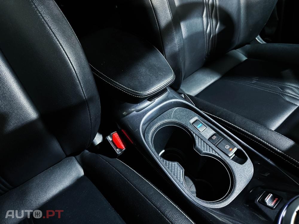 Nissan Juke 1.6 Hybrid Tekna Premium