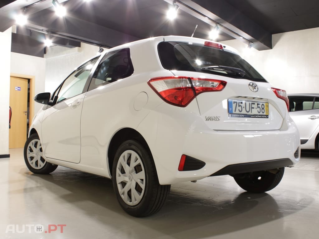 Toyota Yaris 1.4 D-4D AC IVA Dedutível