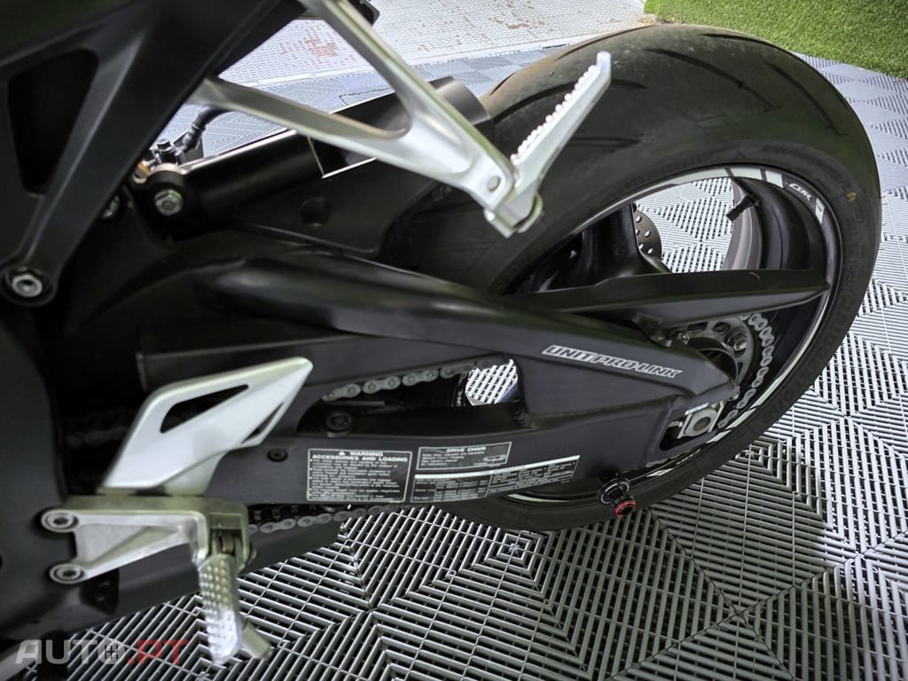 Honda CBR 1000 RR Fireblade