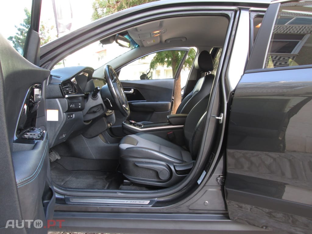 Kia Niro 39.2kWh Move 39