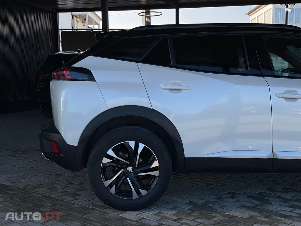 Peugeot 2008 1.2 PureTech GT
