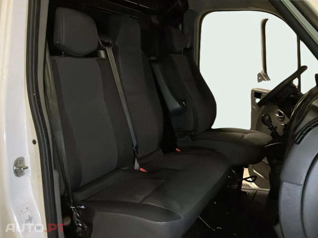 Renault Master 2.3 dCi L2H2